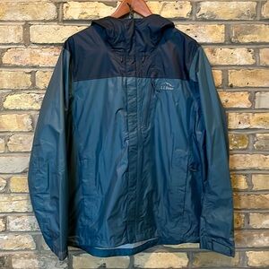 LL Bean wind breaker
